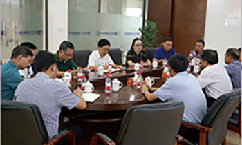 金華市常務(wù)副市長陳曉領(lǐng)導(dǎo)一行到天寧公司視察